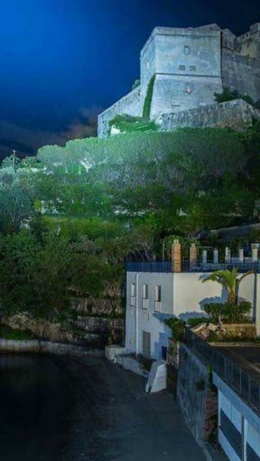 Castello Apartment Баколі Екстер'єр фото